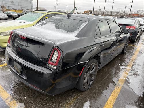 1-RotateNoneFlipNone12f0a541-8aff-4a8a-bfed-fd2e896d2f8b