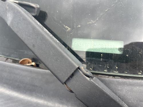 1-RotateNoneFlipNone18828e73-3c56-4e2c-87a0-ce912306999c