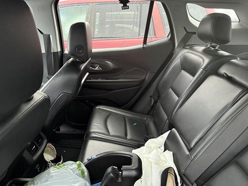 1-RotateNoneFlipNone25a82bef-a580-448d-aa2c-d691511d0cd3