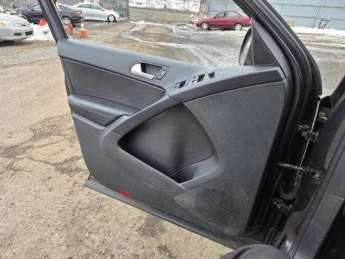 1-RotateNoneFlipNone25e58ec9-2c59-4e9f-a48a-abd24e552898