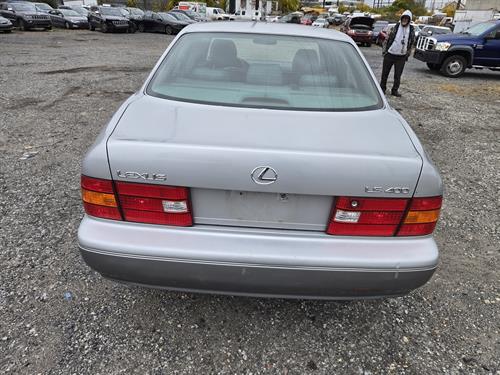 1-RotateNoneFlipNone2bbc00f3-0f0f-45f8-87eb-09f1a3aa02ba