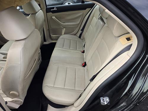 1-RotateNoneFlipNone40da4df2-4e69-4170-91d3-0f407d69e4a6