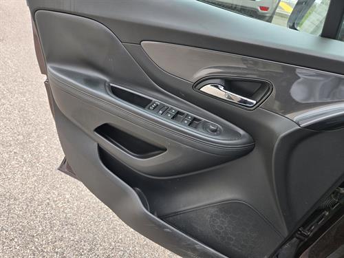 1-RotateNoneFlipNone5c778a3f-ab3b-4a8d-bdc3-e8ba245a0d82