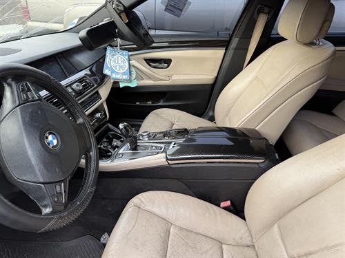 1-RotateNoneFlipNone608319ac-977b-4cc3-bab4-a6ba7813fa00