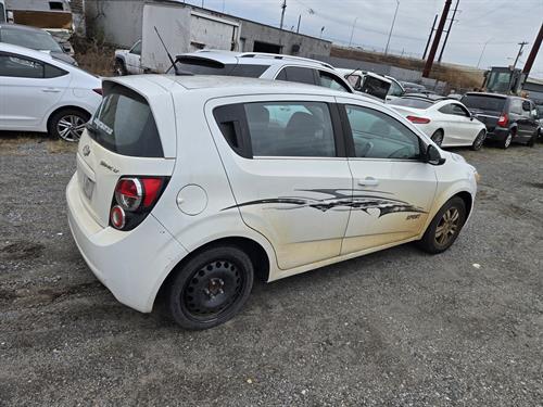 1-RotateNoneFlipNone70464af2-cec3-47aa-ac31-ac5ce9141e89