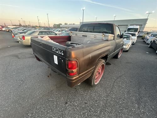 1-RotateNoneFlipNone7155e57c-d4cc-4b70-90ed-991d19710061