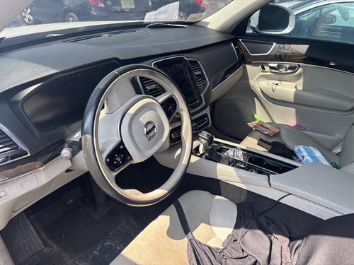 1-RotateNoneFlipNone748079bc-be37-40e8-a315-a189336f9d42