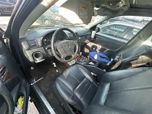 1-RotateNoneFlipNone868827d4-edf7-4d6d-a36a-2f6029bc8569