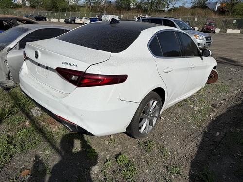 1-RotateNoneFlipNone8c54150f-79a5-4b70-a77d-891debbde232