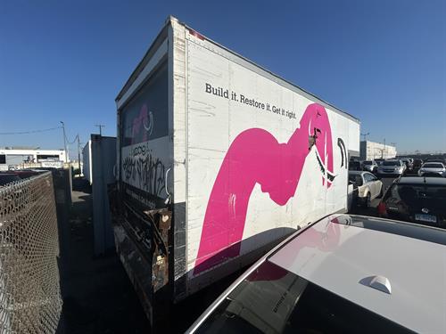 1-RotateNoneFlipNone92193bfb-6133-4366-a3ad-594a7cbc4eca