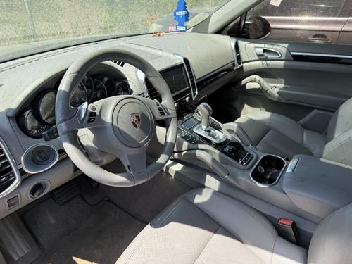 1-RotateNoneFlipNone98efc49e-6948-4306-a7f0-9b95501d26c4