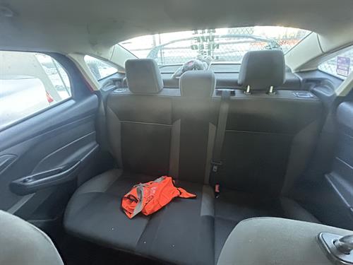 1-RotateNoneFlipNone9951bd0b-24d4-4400-b92b-d19d236ef19d