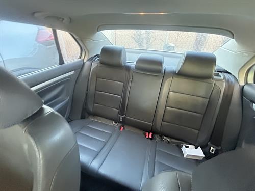 1-RotateNoneFlipNonea9b67495-cad9-40b3-962a-5b8a9970dd34