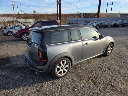 e8a96d4f-5573-4061-80d2-418a8222b552