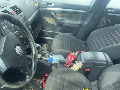 1-RotateNoneFlipNoneeaf37db3-572c-4f83-8639-6a1eacfa0ff6